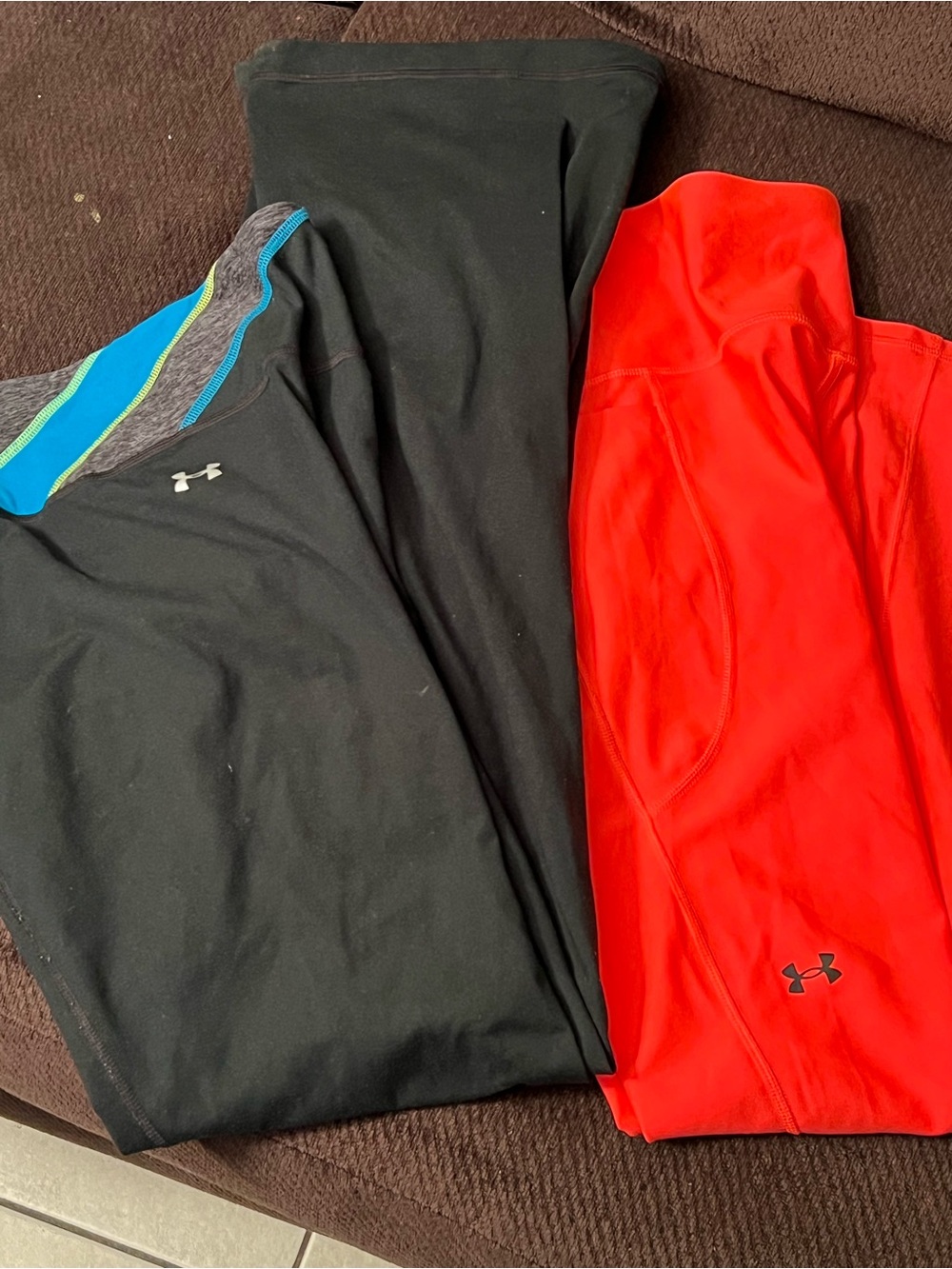 Under Armour Women's Leggings — Black with Bright Red Accent
